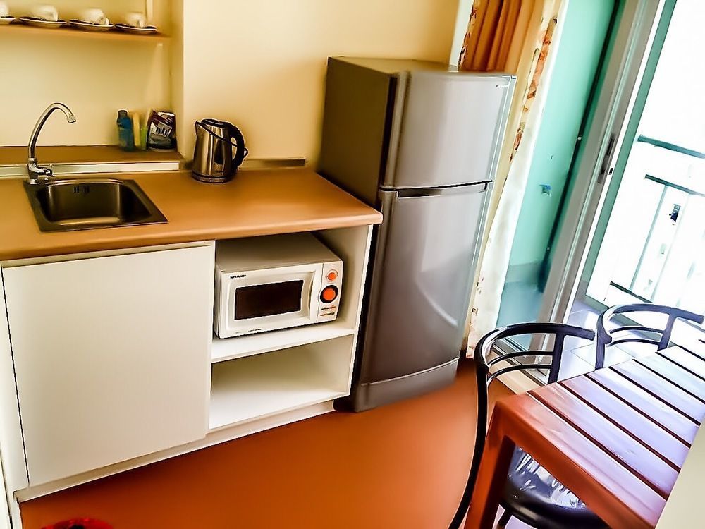 Lumpini Seaview Jomtien By Parikal Hotel Екстериор снимка